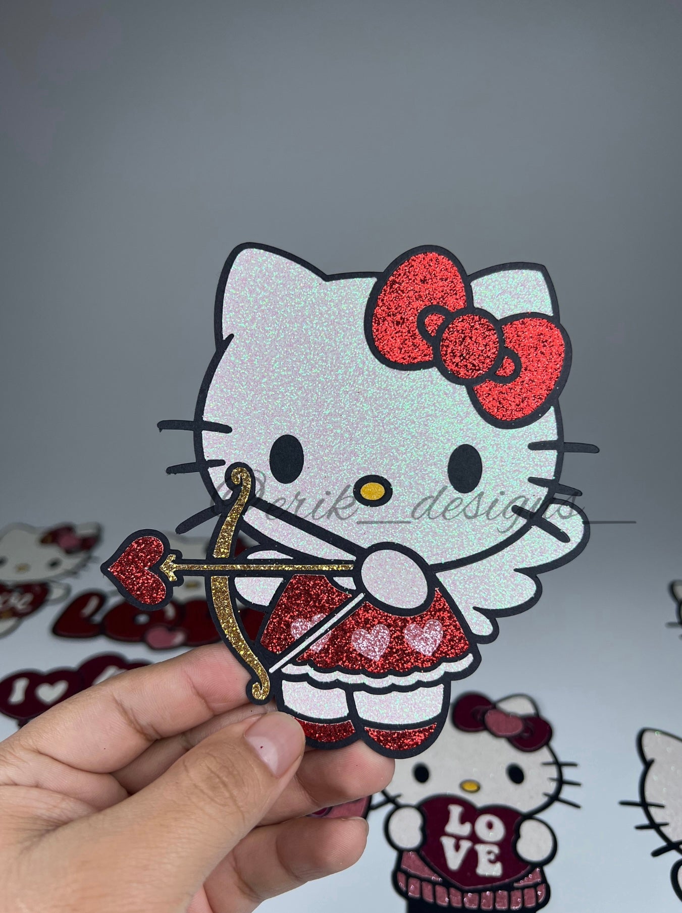 Hk Cupid Glitter Topper